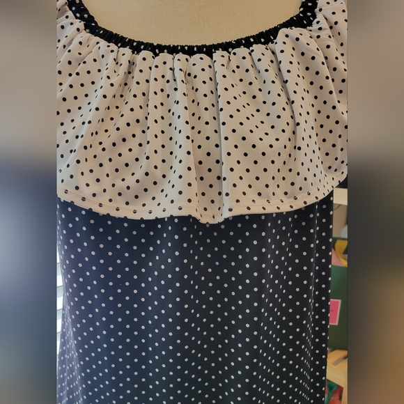 Women's blue/white polka dots top - Picture 2 of 6